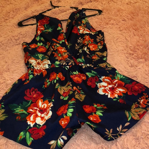 SUMMER ROMPER! - Picture 2 of 3